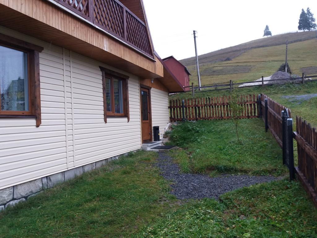 Hôtel Bee House à Bukovel Extérieur photo